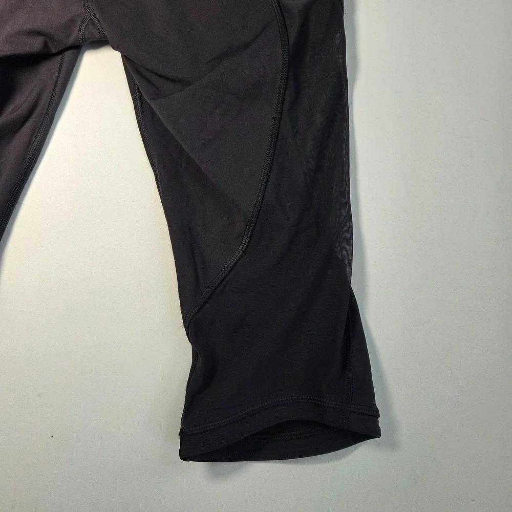 Lululemon Black Crop Leggings Womens Size 10 Running Training Activewear FLAWED